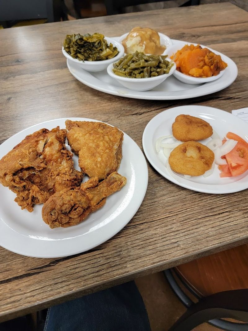 Sunday Is the Main Event — Catfish, Chicken, and Refills