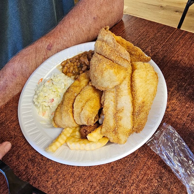 The Fish Dock River Restaurant (Elizabethtown)