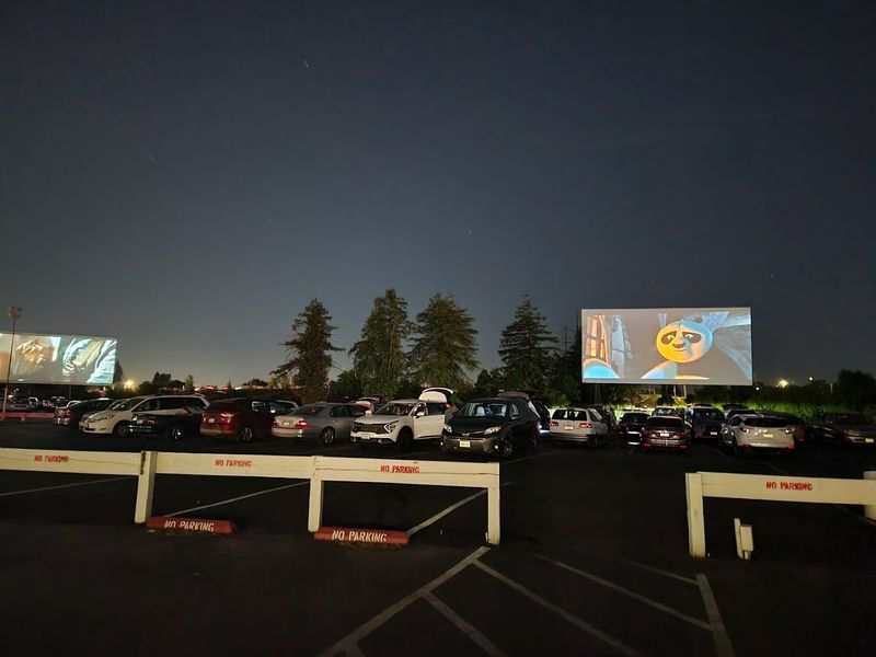 West Wind Sacramento 6 Drive-In (Sacramento) West Wind Sacramento 6 Drive-In (Sacramento)