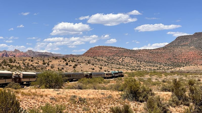 Red-Rock Canyon Views That Stop You Mid-Sentence