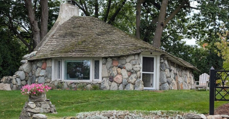 Michigan Has Some Seriously Weird Architecture, And These 7 Buildings Prove It