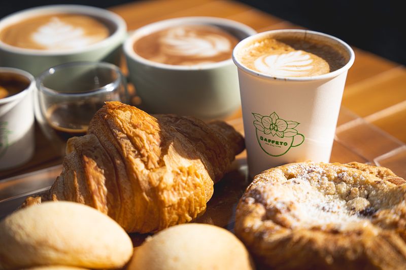 The Pastries Give the Coffee a Full Colombian Café Rhythm
