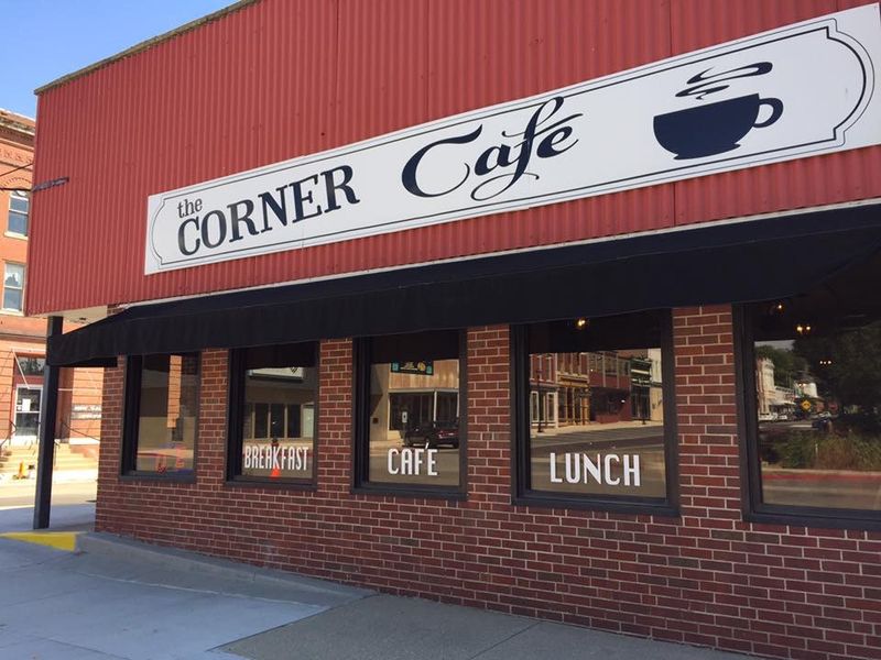 The Corner Cafe (Petersburg)