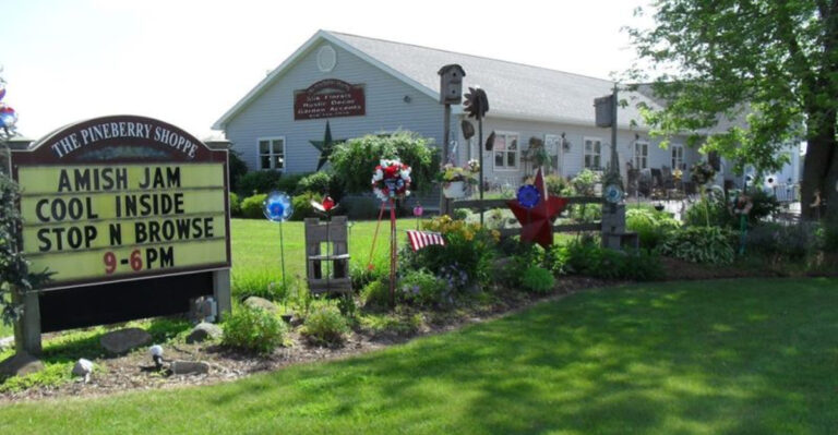 The Best Homemade Bites Are Waiting Inside These 11 Michigan Amish Grocery Stores