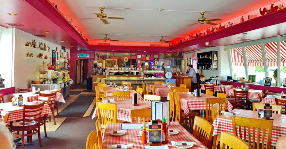 The Burgers at This Old-Timey Restaurant in Illinois Are Absolutely Irresistible