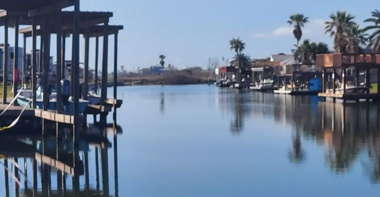 The Largest Lagoon In The U.S. Is In Texas And Families Can’t Get Enough