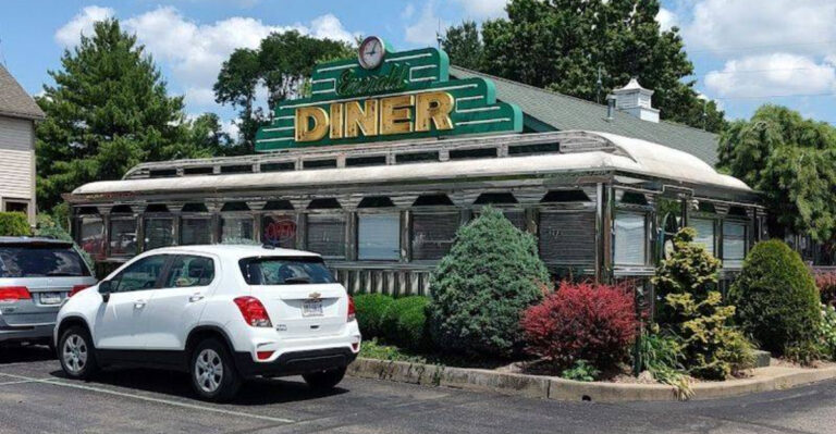 The Legendary Milkshakes At This Ohio Diner Are Truly Worth The Drive