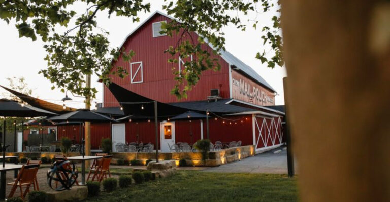 The Middle-Of-Nowhere Ohio Steakhouse That’s Truly Worth The Trip