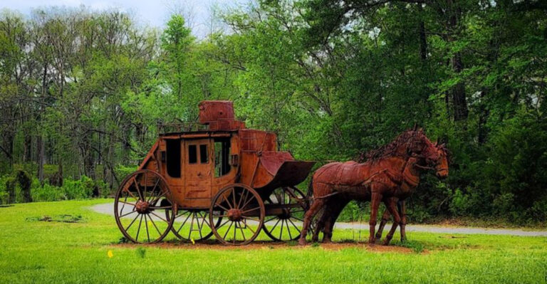 The Tiny Texas Town Where Antique Hunters Lose Track Of Time