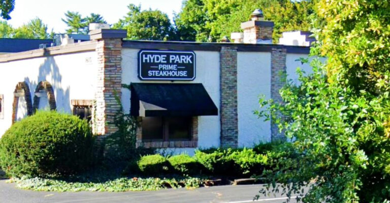 These 7 Humble Ohio Steakhouses Serve The Best Steaks You’ll Ever Taste