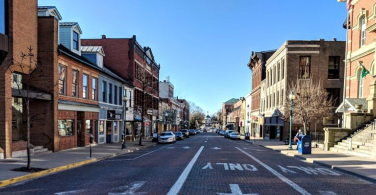 This Amazing Ohio Town Perfectly Blends Traditional Charm With Youthful Energy