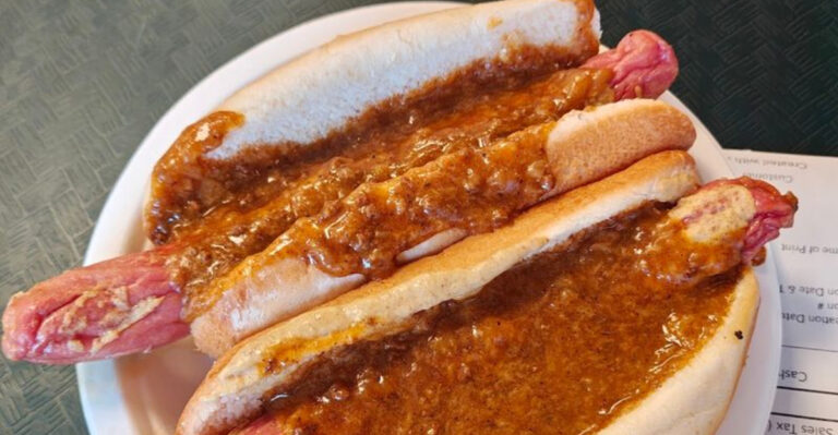 This Hot Dog Spot Made the Texas Wiener a New Jersey Legend