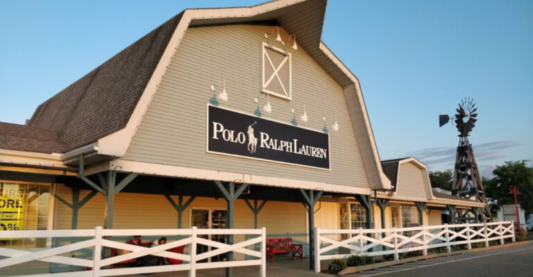 This Huge Ohio Outlet Mall Will Leave You Speechless