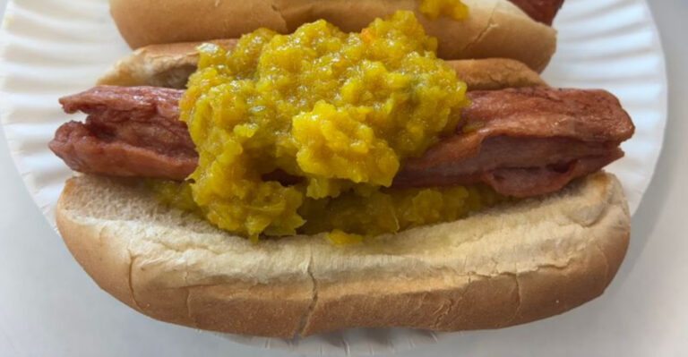 This Little New Jersey Hot Dog Stand Has a Secret Relish People Can’t Stop Talking About