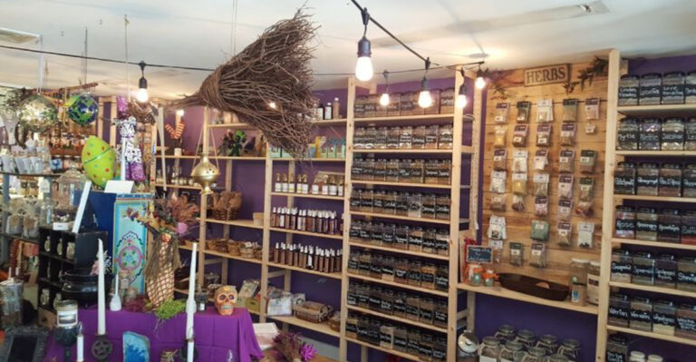 This New Jersey Shore Shop Has Handmade Tarot Soaps and One Very Famous Cat