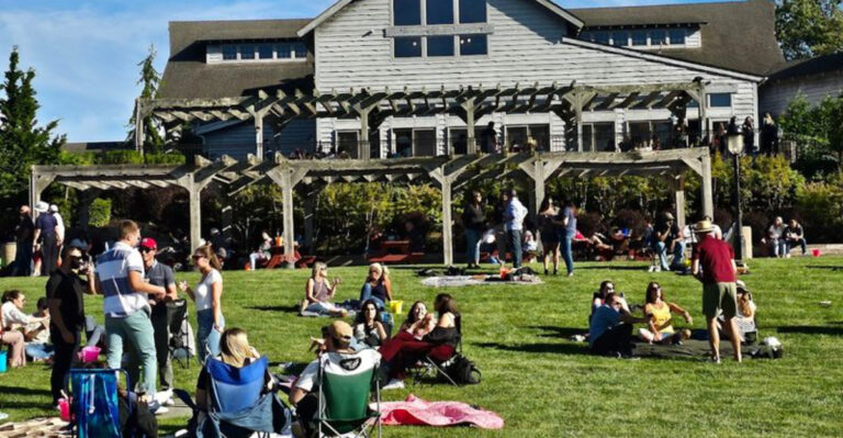 This New Jersey Winery Turns Wine Tasting Into a Full-Blown Festival