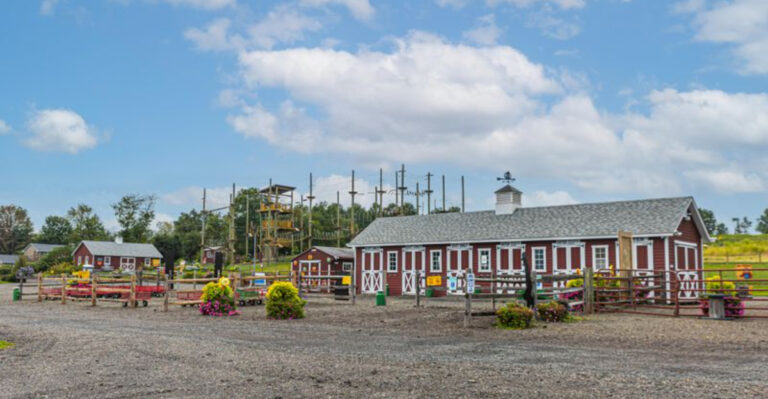 This Pennsylvania Adventure Farm Turns A Country Trip Into A Full Day Of Climbing, Slides, Animals, And Fresh Air