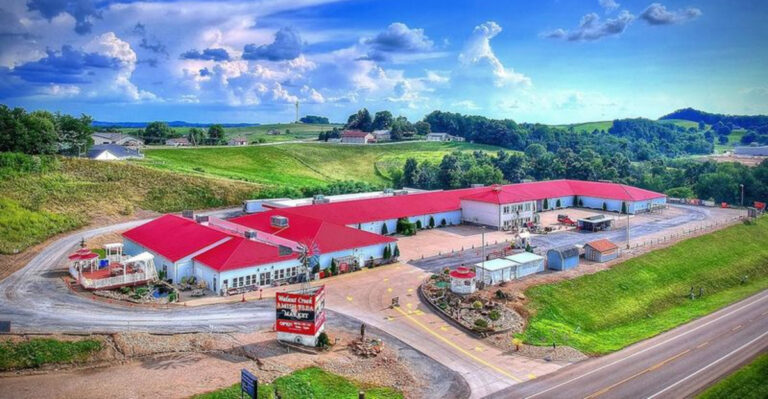 This Sprawling Ohio Flea Market Lets You Fill Your Bags For Around $25