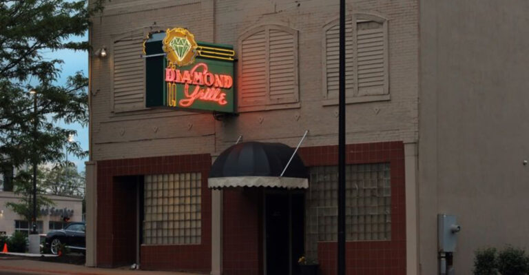 This Vintage Restaurant In Ohio Will Serve You The Best Steaks Of Your Life