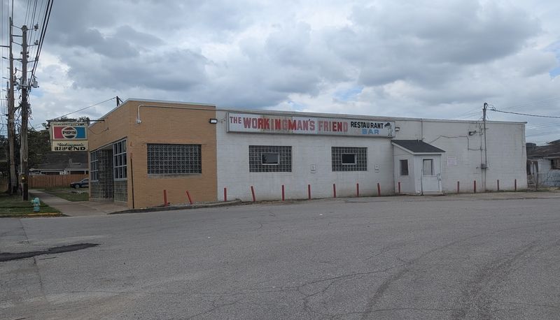 An Indianapolis Exterior With Zero Need to Show Off