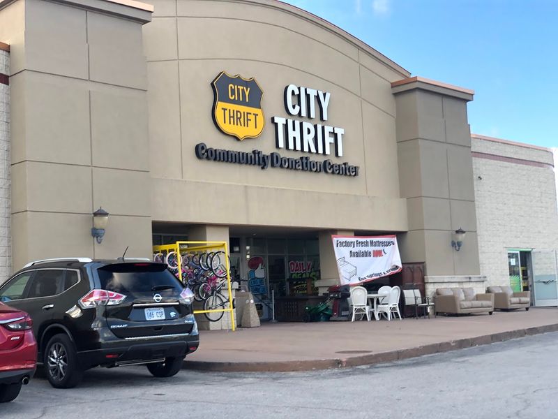City Thrift (Overland Park)