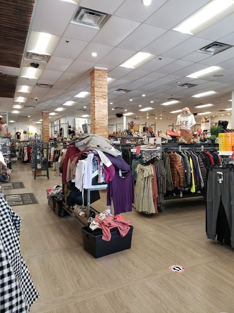 Selling Here Works Best When You Know the Store's Lane