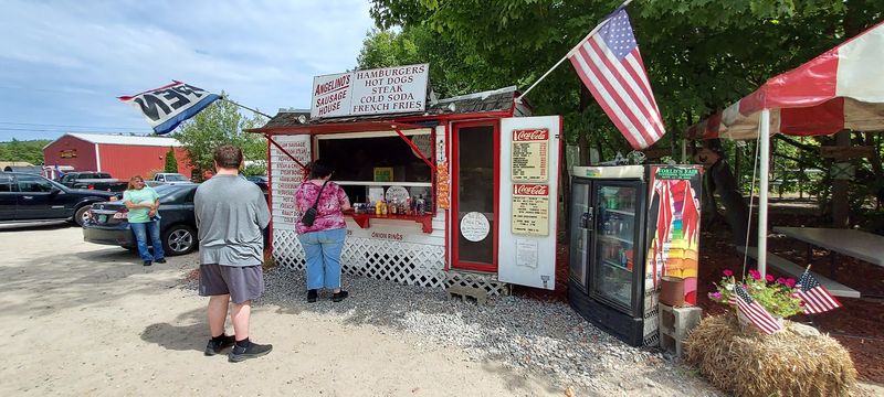 Angelino's Hot Dogs (Hillsborough)