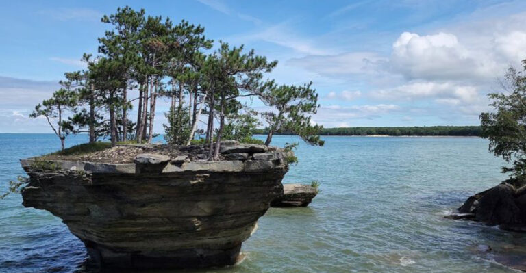 You Might Not Believe These 9 Magical Places Are Actually In Michigan