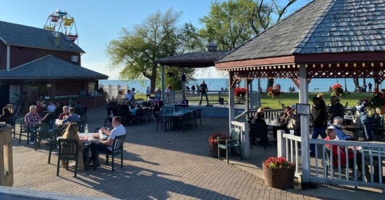 You’ll Absolutely Love This Cozy Little Ohio Winery