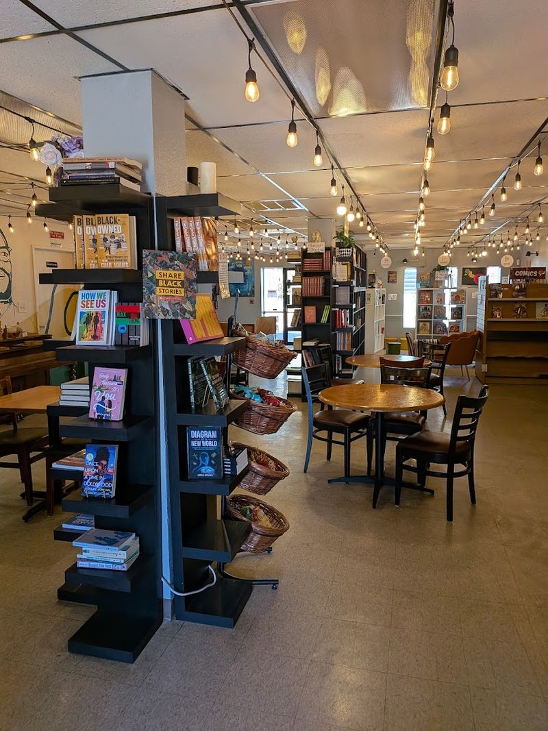 Grassrootz Bookstore & Juice Bar (Phoenix)