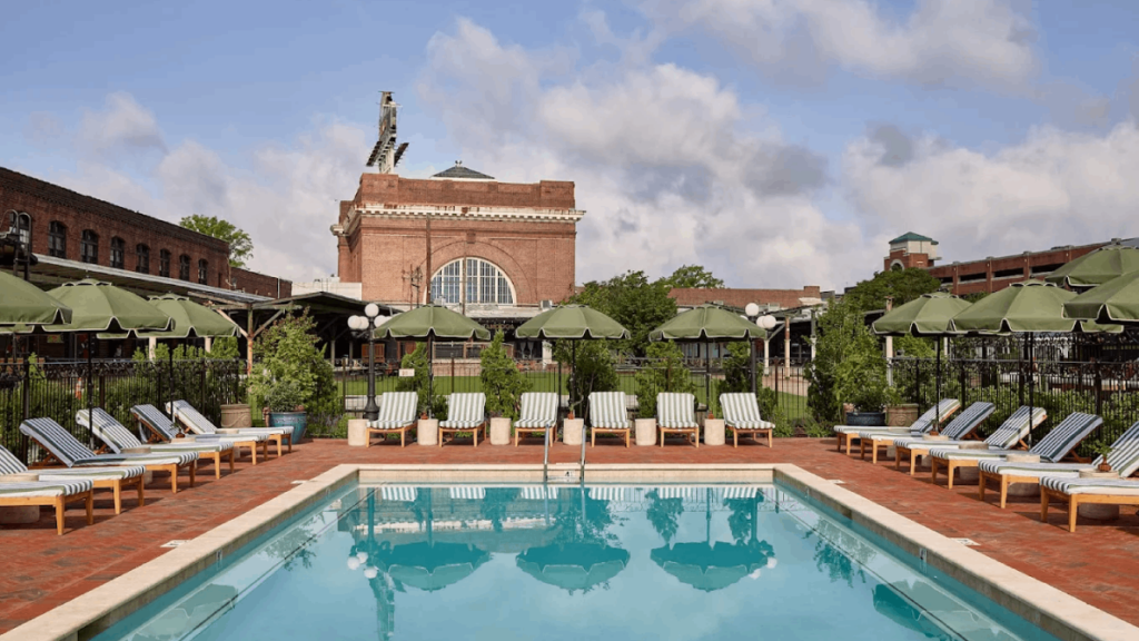 10 Tennessee Hotels with Stories That Make the Stay Unforgettable