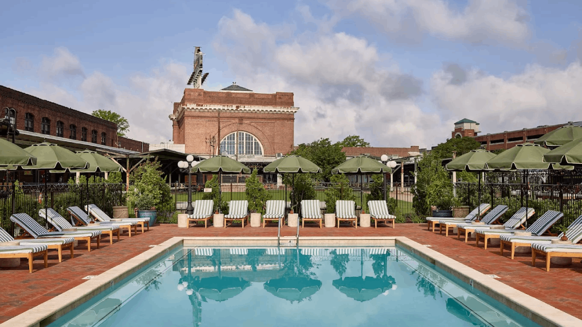 10 Tennessee Hotels with Stories That Make the Stay Unforgettable