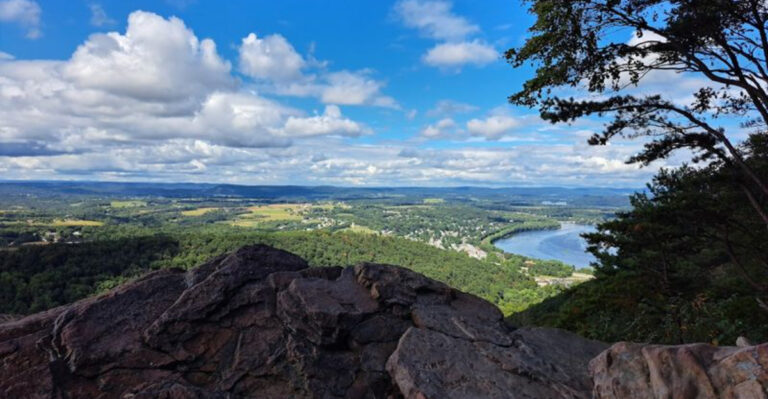10 Hikes Across Pennsylvania Where You Can Enjoy a Perfect Sunset