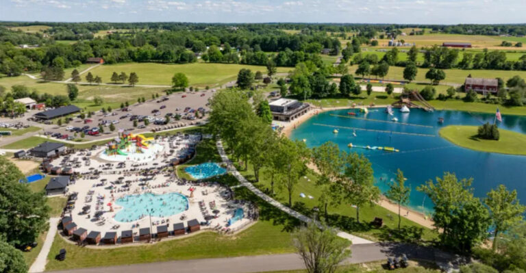 10 Ohio Outdoor Water Parks And Adventure Spots Perfect For A Summer Getaway