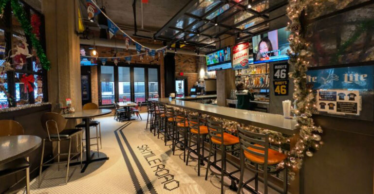 11 Michigan Restaurants Where The Best Dishes Disappear Before You Even Sit Down