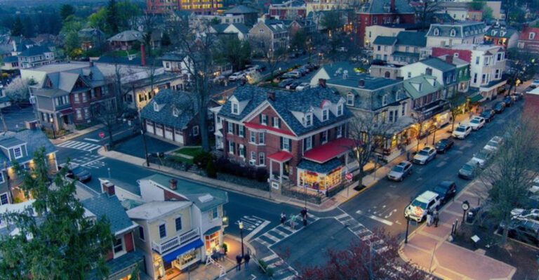 11 Pennsylvania Towns Perfect for Mid-Century Modern Treasure Hunters