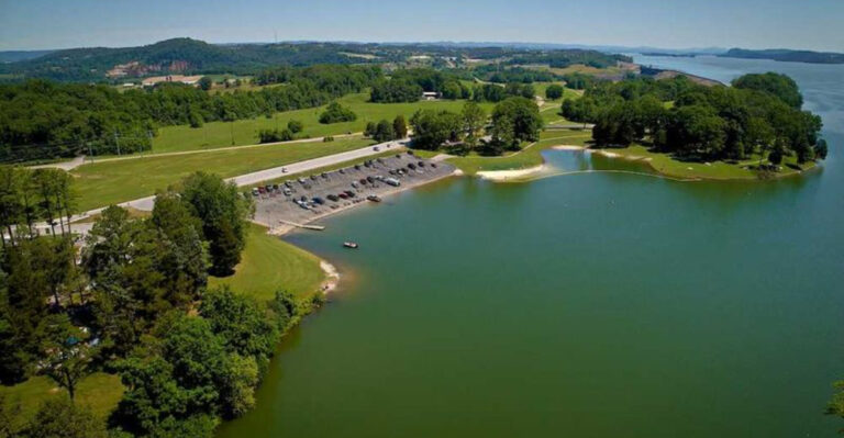 12 Lakeside Camping Destinations In Tennessee That Nature Lovers Adore