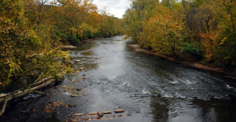 12 Major Ohio Rivers That Offer Beautiful Scenery And Outdoor Adventures