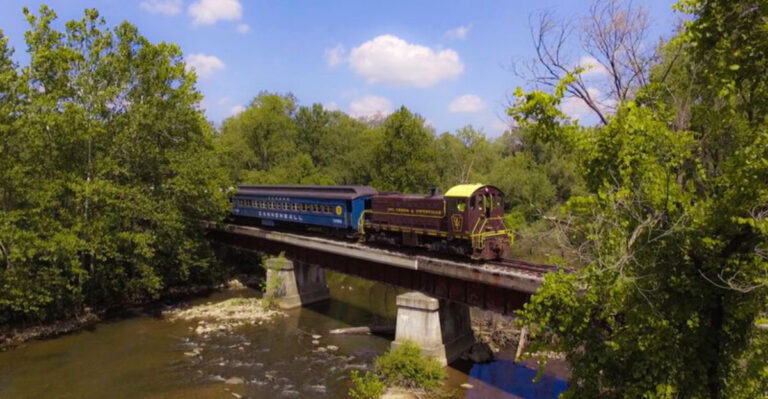 12 Stunning Train Rides In Pennsylvania For The Ultimate July Adventure