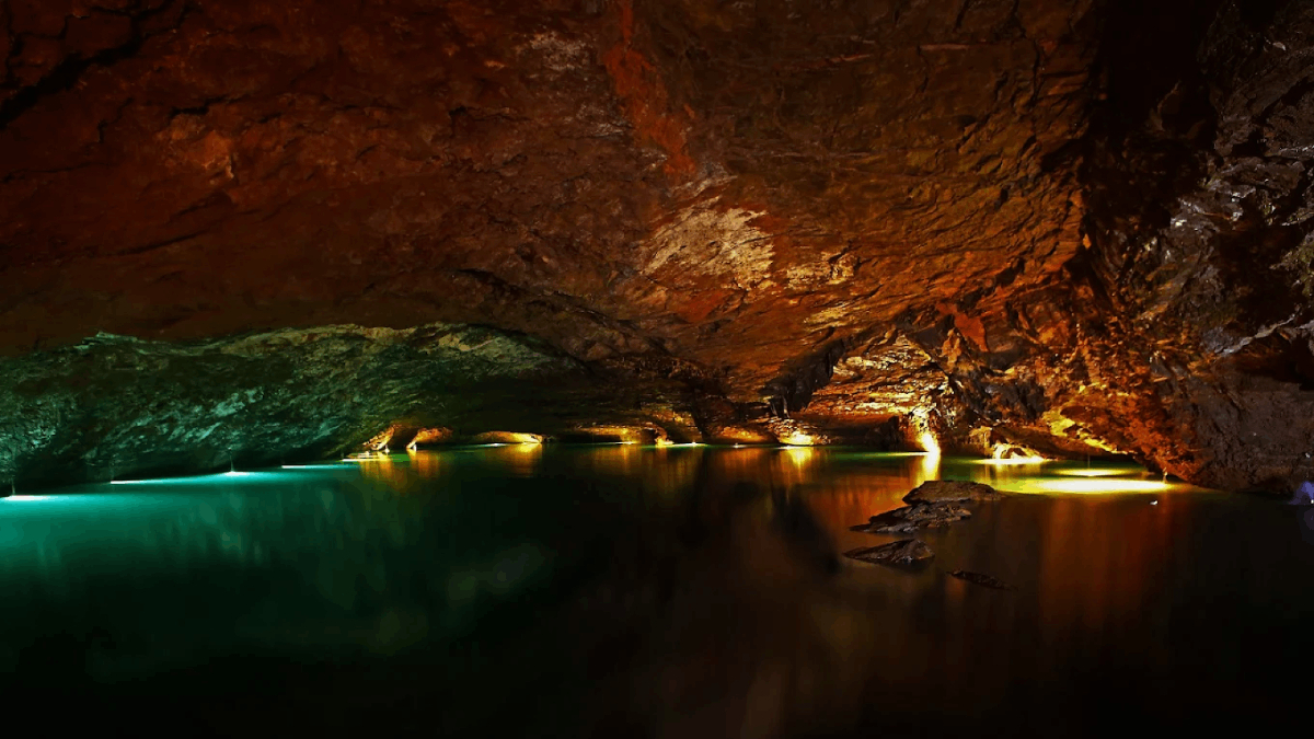 13 Hidden Tennessee Corners That Look Like They Belong Somewhere Else