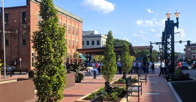 13 Ohio Main Street Shopping Districts You’ll Want To Explore All Day