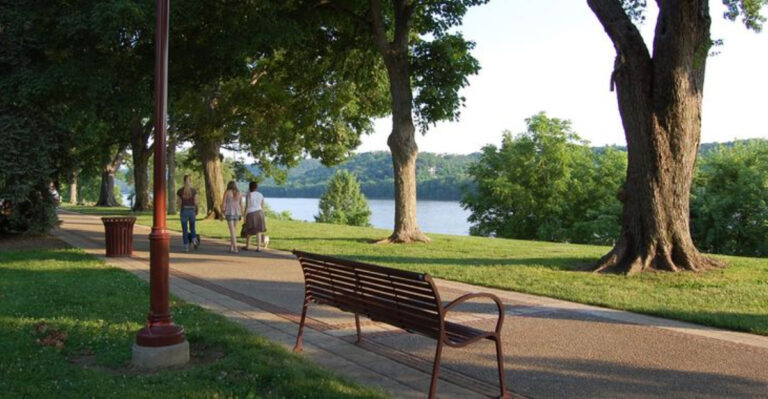 13 Ohio Riverside Parks Perfect For Soaking Up Summer Scenery