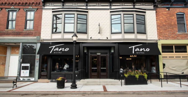 13 Tiny Ohio Towns Where The Dining Scene Is Bigger Than You’d Expect