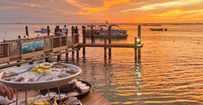 15 Texas Seafood Spots Locals Swear Are Better Than Any Fancy Restaurant