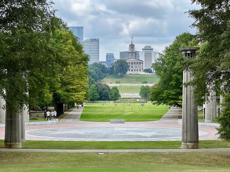Bicentennial Capitol Mall State Park