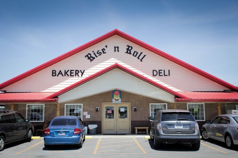 Rise'n Roll Bakery (Middlebury)