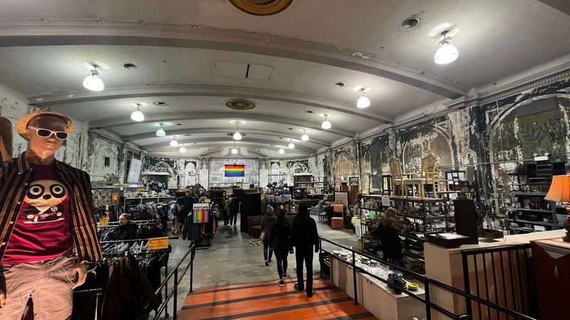 How to Shop It Without Getting Overwhelmed How to Shop It Without Getting Overwhelmed