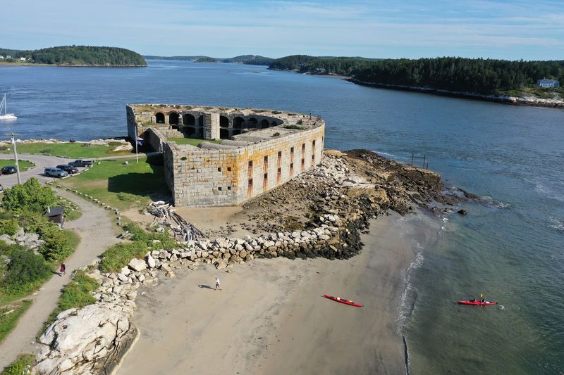 Where Maine History Meets the Tide Where Maine History Meets the Tide