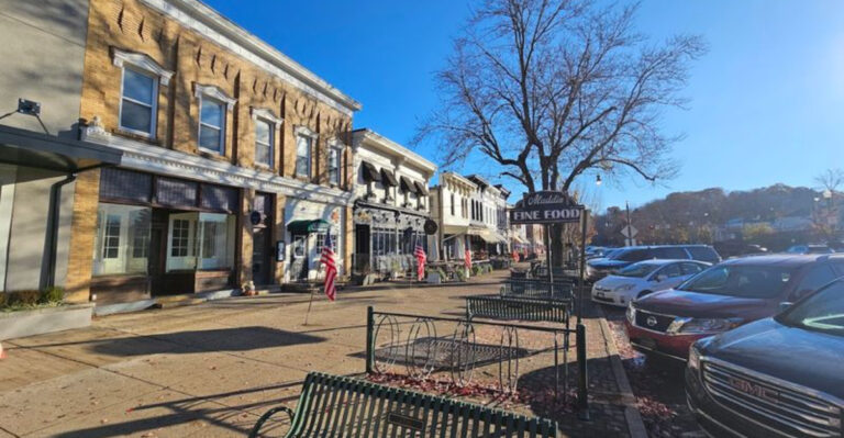 7 Historic Ohio Towns Where Time Seems To Stand Still