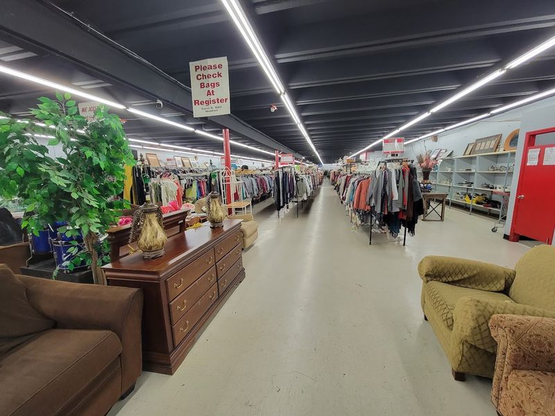 Southern Thrift Store — Nashville